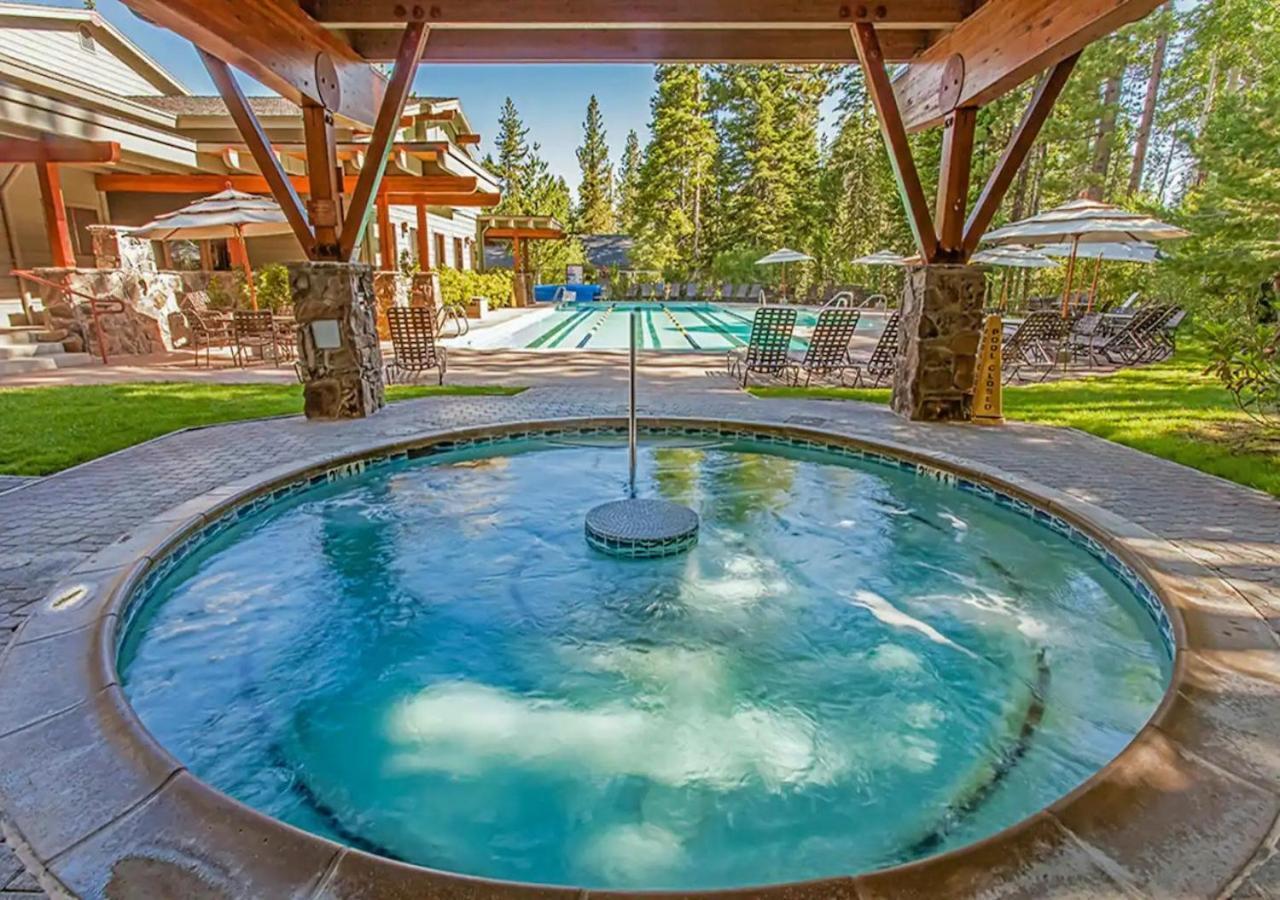 טראקי Northstar Resort True Ski In Ski Out Year-Round Hot Tubs Book On Your Mobile For Promo Price מראה חיצוני תמונה