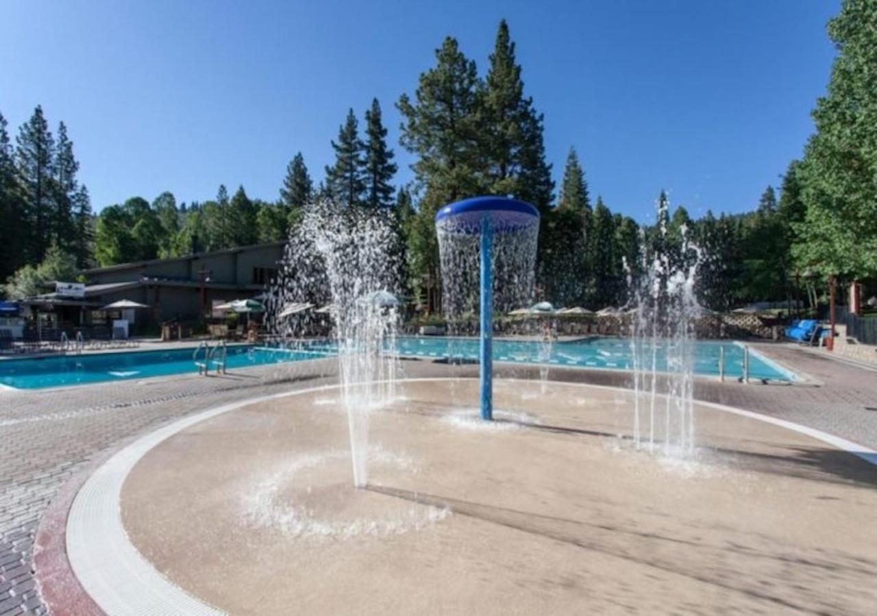 טראקי Northstar Resort True Ski In Ski Out Year-Round Hot Tubs Book On Your Mobile For Promo Price מראה חיצוני תמונה